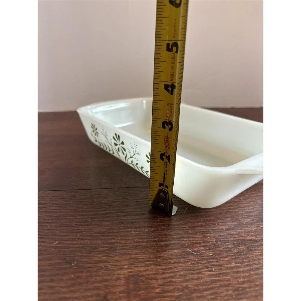 Milk Glass Loaf Casserole Brownie Dish Green Crazy Daisy Design 427 Vintage‎
